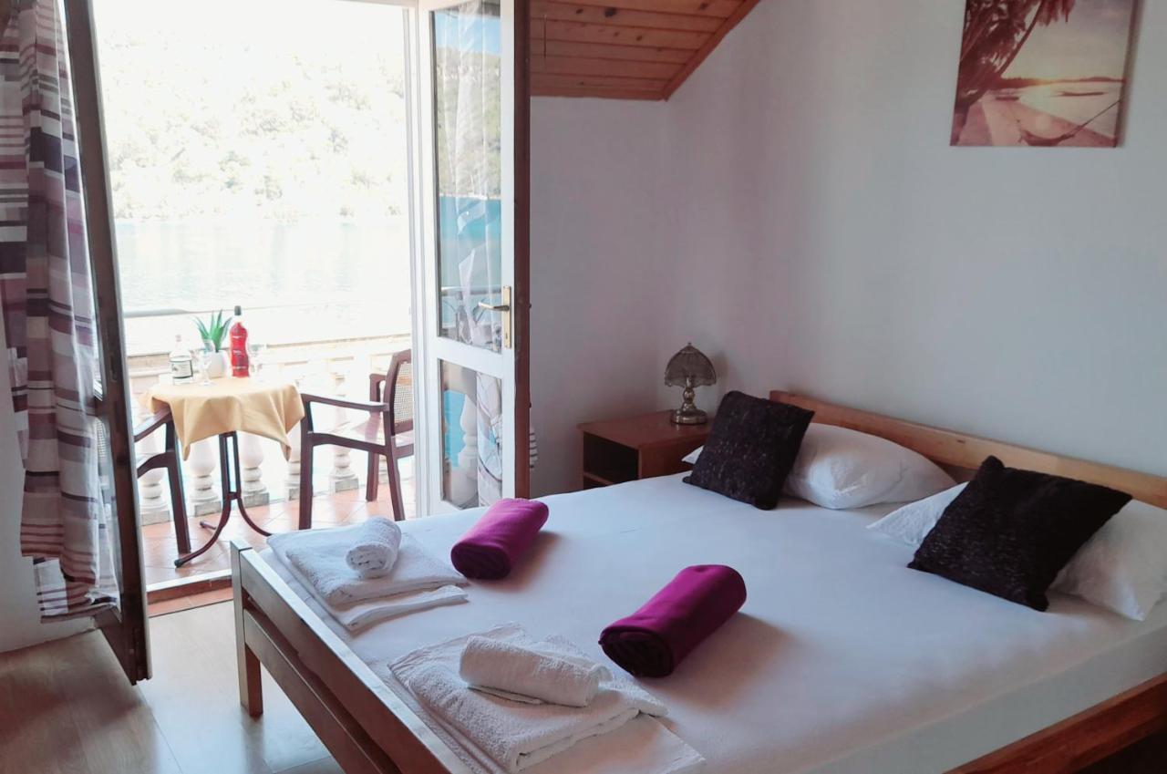 Apartments Sponga Polače Eksteriør bilde